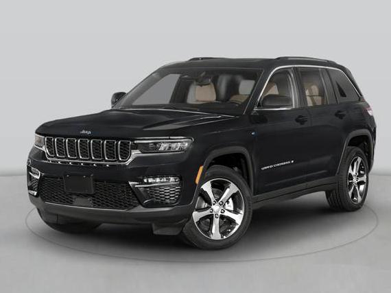 JEEP GRAND CHEROKEE 2023 1C4RJYB63PC648848 image